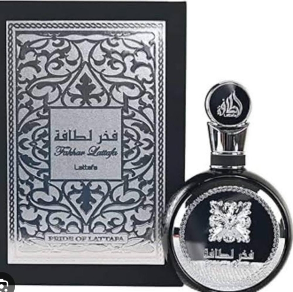 FAKHAR BLACK-LATTAFA -MASCULINO